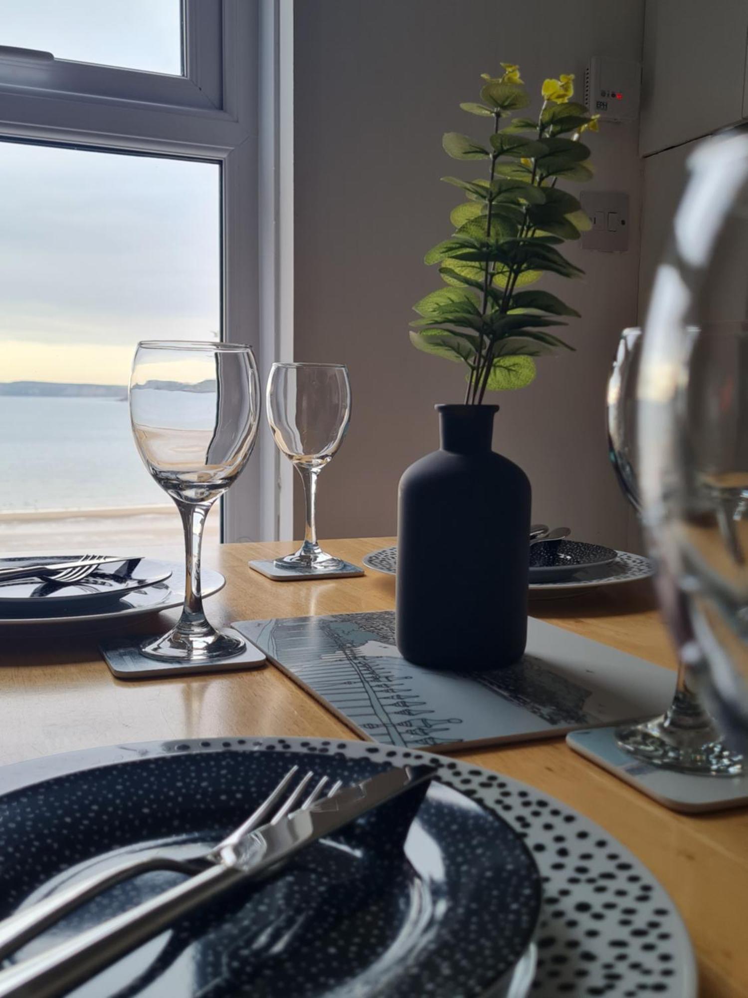 Yorkshire Rose - 2 Bed Apartment Sleeps 6 Scarborough Dış mekan fotoğraf